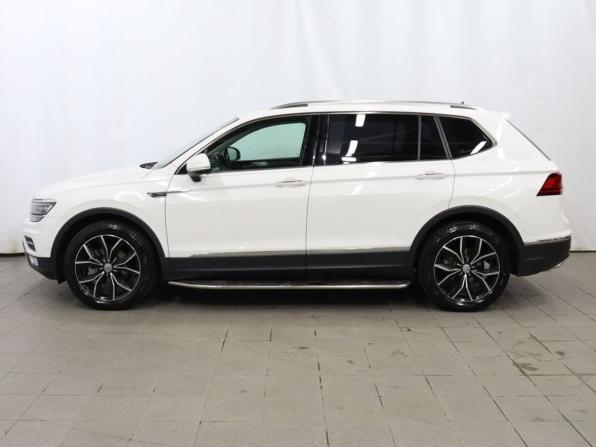 Volkswagen Tiguan II с пробегом 2019 года, цена 2 990 000 рублей, 75500 км, внедорожник, Автокод Объявления