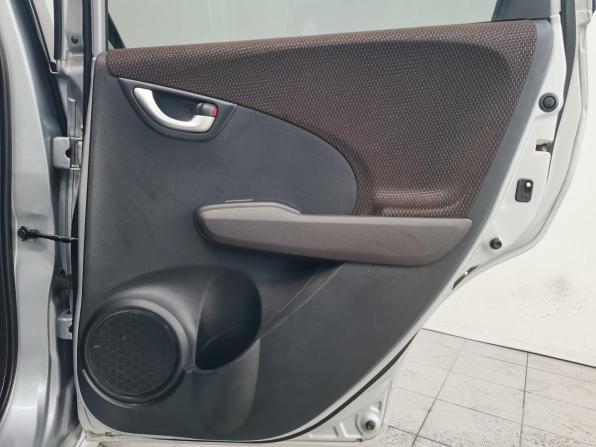 Honda Fit Shuttle I с пробегом 2011 года, цена 850 000 рублей, 158933 км, универсал, Автокод Объявления
