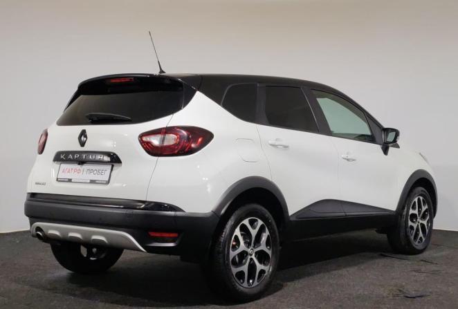 Renault Kaptur I с пробегом 2017 года, цена 1 640 000 рублей, 137192 км, внедорожник, Автокод Объявления