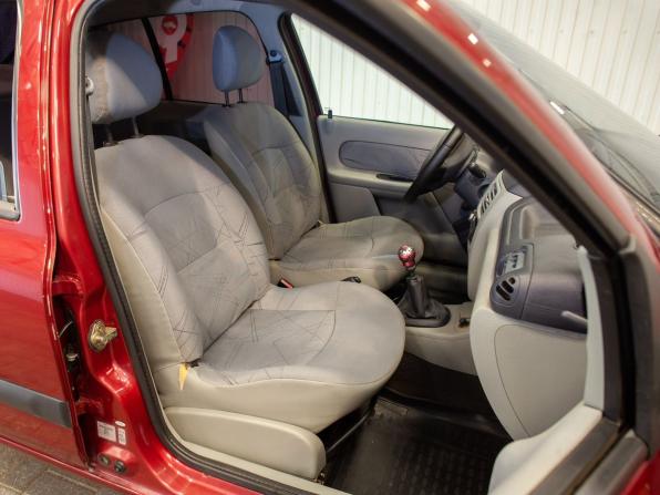 Renault Symbol I с пробегом 2002 года, цена 285 000 рублей, 233117 км, седан, Автокод Объявления