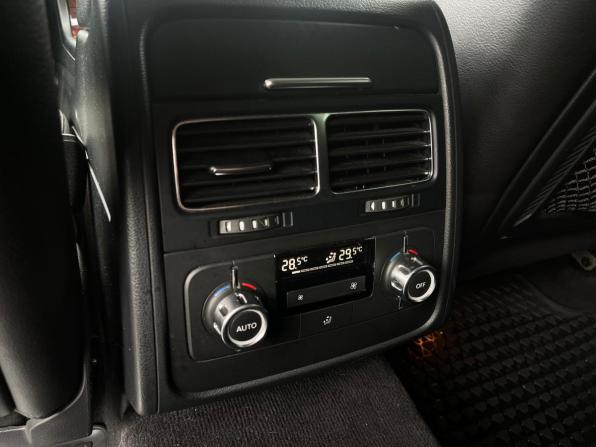 Volkswagen Touareg II с пробегом 2013 года, цена 2 149 000 рублей, 190000 км, внедорожник, Автокод Объявления