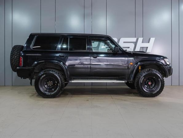 Nissan Patrol V (Y61) с пробегом 2002 года, цена 1 069 000 рублей, 236900 км, внедорожник, Автокод Объявления