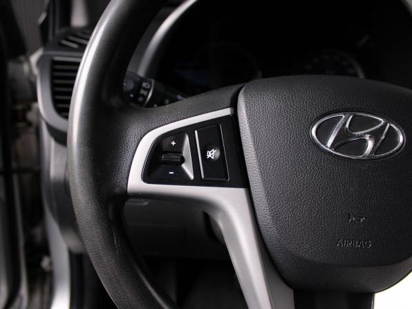 Hyundai Solaris I с пробегом 2013 года, цена 700 000 рублей, 188624 км, хэтчбек, Автокод Объявления