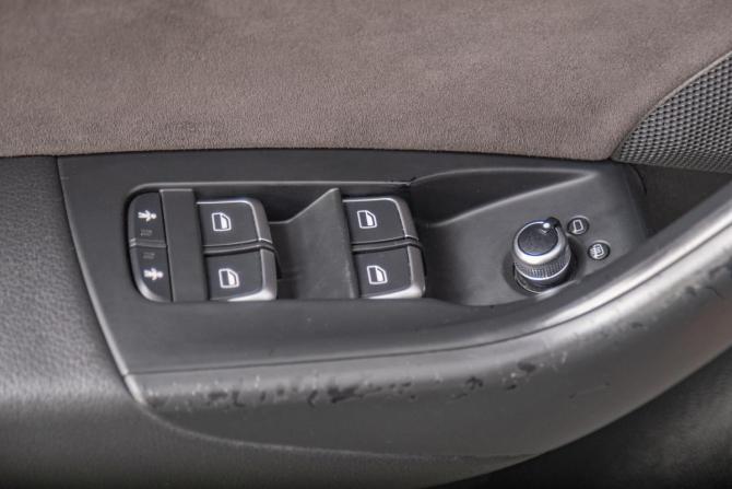 Audi Q3 I (8U) с пробегом 2012 года, цена 1 799 000 рублей, 13700 км, внедорожник, Автокод Объявления