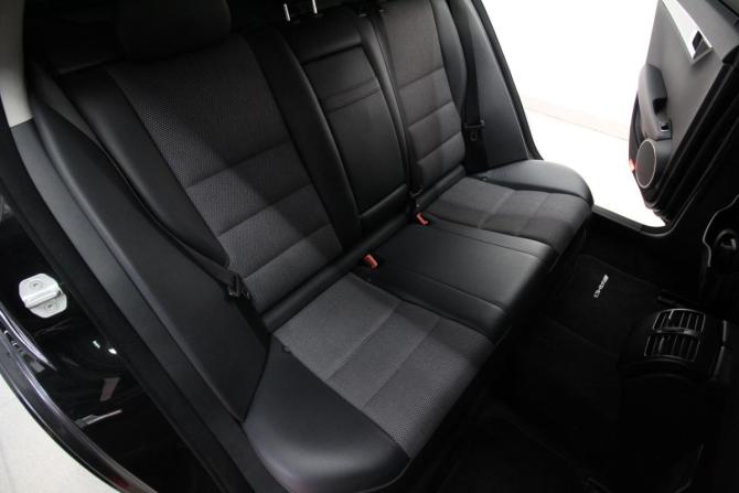 Mercedes-Benz C-Класс III (W204) Рестайлинг с пробегом 2012 года, цена 1 600 000 рублей, 226653 км, седан, Автокод Объявления