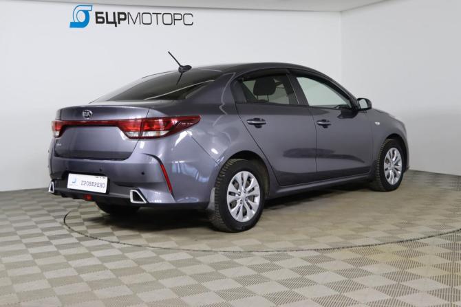 Kia Rio IV Рестайлинг с пробегом 2021 года, цена 1 429 990 рублей, 141221 км, седан, Автокод Объявления