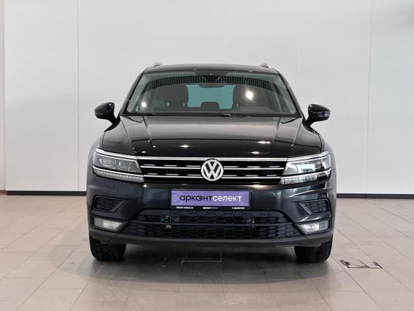 Volkswagen Tiguan II с пробегом 2019 года, цена 2 390 000 рублей, 128707 км, внедорожник, Автокод Объявления