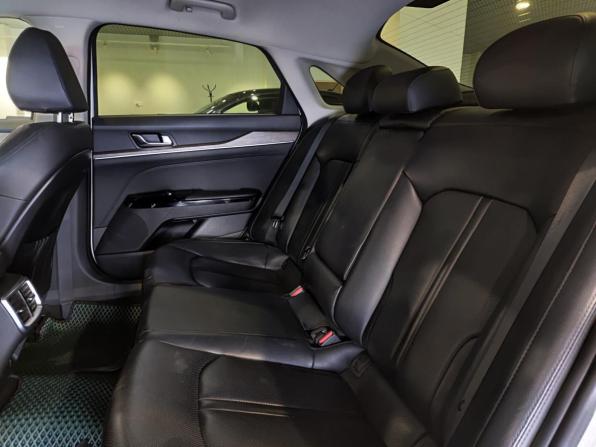 Kia K5 III с пробегом 2021 года, цена 2 400 000 рублей, 93147 км, седан, Автокод Объявления