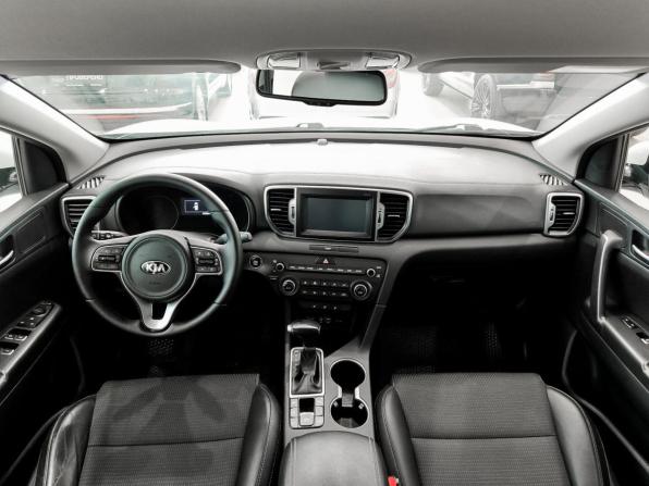 Kia Sportage IV Рестайлинг с пробегом 2018 года, цена 2 385 000 рублей, 87000 км, внедорожник, Автокод Объявления