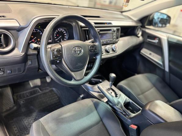 Toyota RAV4 IV (XA40) Рестайлинг с пробегом 2017 года, цена 2 789 000 рублей, 72423 км, внедорожник, Автокод Объявления