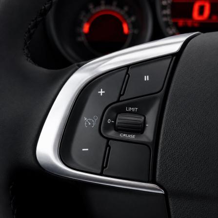 Citroen C4 II с пробегом 2013 года, цена 566 000 рублей, 161740 км, седан, Автокод Объявления
