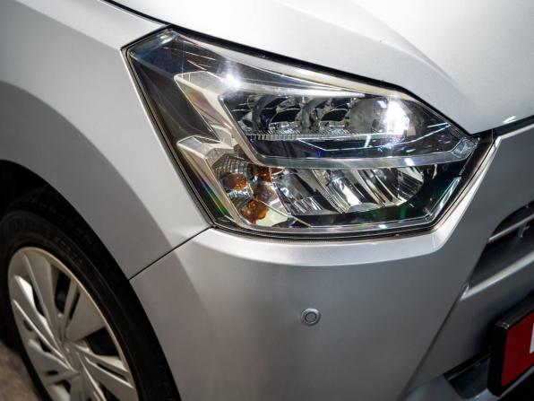 Daihatsu Mira e:S II с пробегом 2020 года, цена 675 000 рублей, 132000 км, хэтчбек, Автокод Объявления