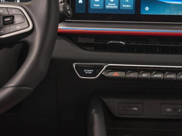 Geely Coolray I Рестайлинг с пробегом 2023 года, цена 1 899 000 рублей, 67700 км, внедорожник, Автокод Объявления
