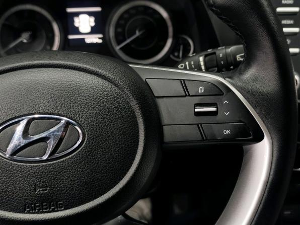 Hyundai Creta II с пробегом 2021 года, цена 1 950 000 рублей, 107500 км, внедорожник, Автокод Объявления