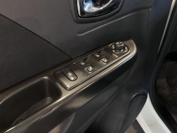 Renault Kaptur I с пробегом 2017 года, цена 1 265 000 рублей, 172009 км, внедорожник, Автокод Объявления