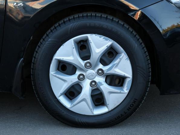 Hyundai Solaris I Рестайлинг с пробегом 2015 года, цена 998 000 рублей, 136976 км, седан, Автокод Объявления