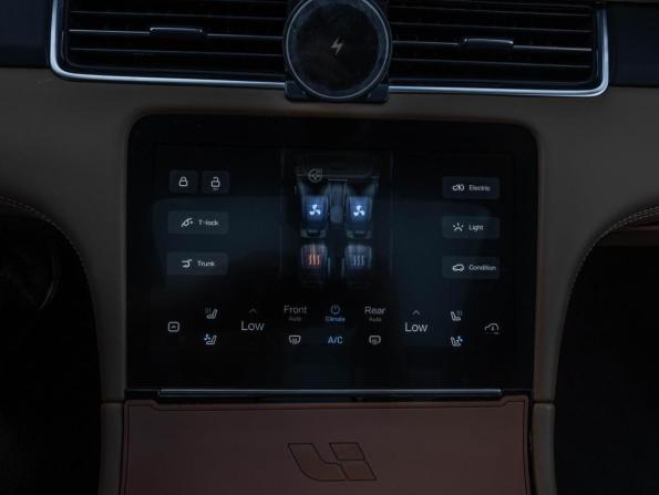 Li Auto (Lixiang) One с пробегом 2022 года, цена 3 699 000 рублей, 62055 км, внедорожник, Автокод Объявления