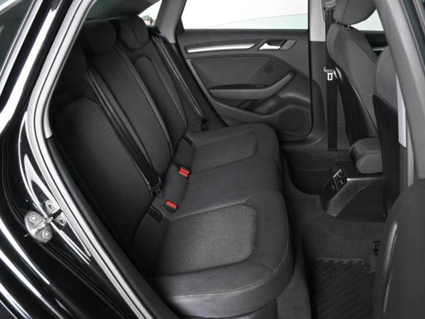 Audi A3 III (8V) Рестайлинг с пробегом 2017 года, цена 1 899 000 рублей, 155451 км, седан, Автокод Объявления