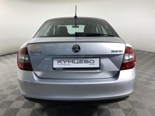 Skoda Rapid I Рестайлинг с пробегом 2018 года, цена 1 499 000 рублей, 101851 км, лифтбек, Автокод Объявления