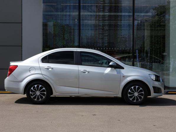 Chevrolet Aveo II с пробегом 2013 года, цена 637 000 рублей, 126352 км, седан, Автокод Объявления