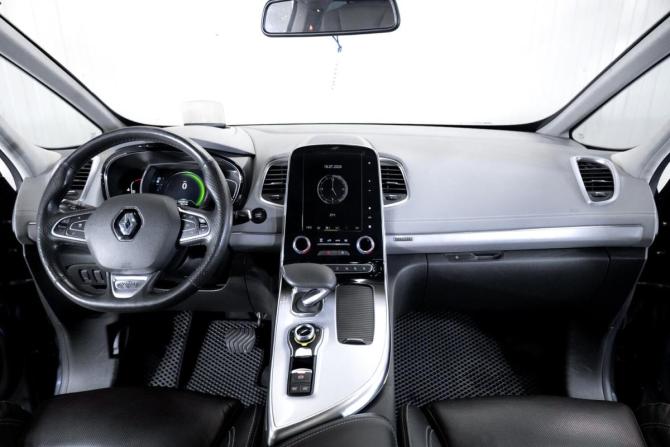 Renault Espace V с пробегом 2018 года, цена 1 899 000 рублей, 139426 км, минивэн, Автокод Объявления