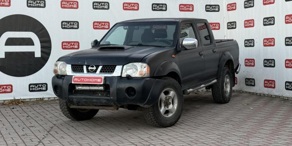 Nissan NP300 Санкт-Петербург  - изображение 1