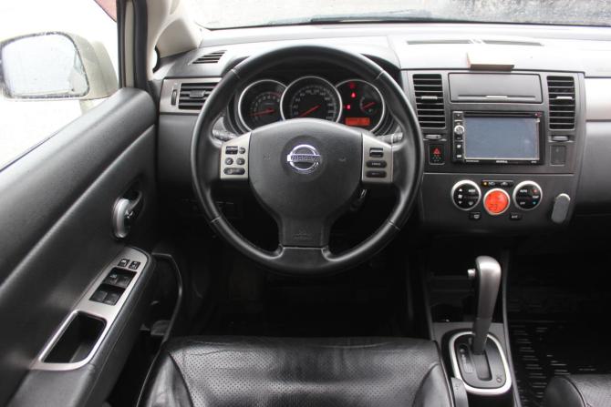 Nissan Tiida I с пробегом 2010 года, цена 617 000 рублей, 280317 км, хэтчбек, Автокод Объявления