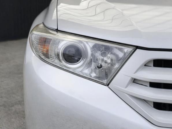 Toyota Highlander II (XU40) Рестайлинг с пробегом 2012 года, цена 1 947 000 рублей, 187400 км, внедорожник, Автокод Объявления