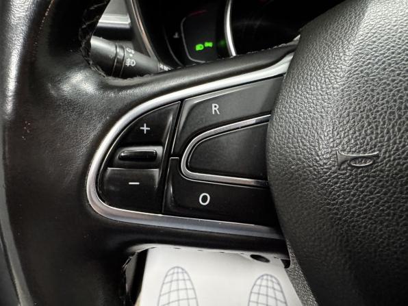 Renault Kadjar I Рестайлинг с пробегом 2019 года, цена 1 450 000 рублей, 240889 км, внедорожник, Автокод Объявления