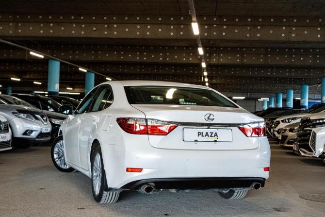 Lexus ES VI с пробегом 2014 года, цена 2 049 000 рублей, 132647 км, седан, Автокод Объявления