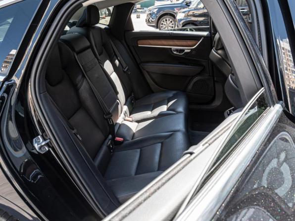 Volvo S90 II Рестайлинг с пробегом 2020 года, цена 4 360 000 рублей, 48657 км, седан, Автокод Объявления
