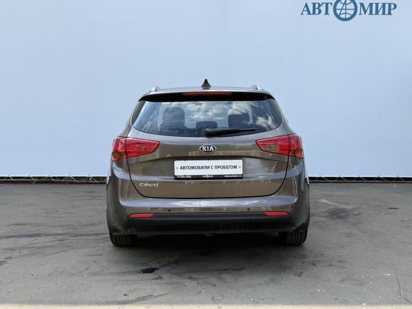 Kia Ceed II Рестайлинг с пробегом 2017 года, цена 1 200 000 рублей, 140420 км, универсал, Автокод Объявления