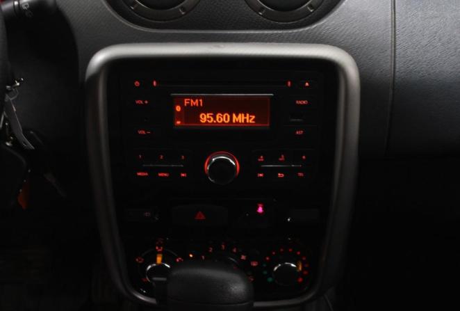 Renault Duster I с пробегом 2014 года, цена 780 000 рублей, 125517 км, внедорожник, Автокод Объявления