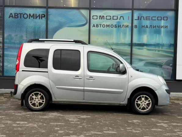 Renault Kangoo II с пробегом 2012 года, цена 600 000 рублей, 197972 км, компактвэн, Автокод Объявления