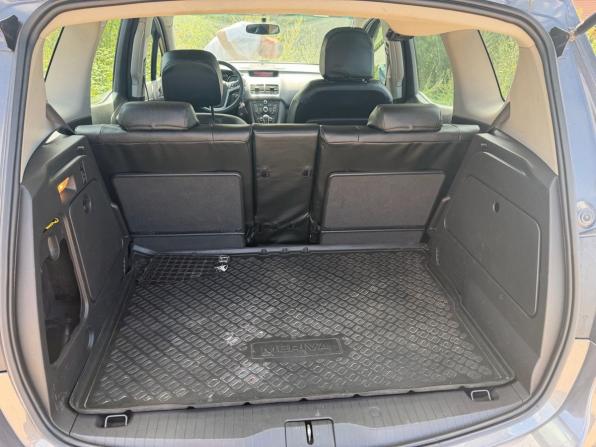 Opel Meriva B с пробегом 2011 года, цена 697 000 рублей, 137520 км, компактвэн, Автокод Объявления