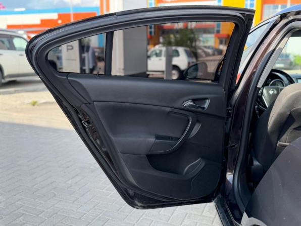 Opel Insignia I с пробегом 2012 года, цена 875 000 рублей, 229333 км, седан, Автокод Объявления