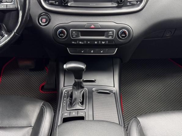 Kia Sorento III Prime Рестайлинг с пробегом 2018 года, цена 2 650 000 рублей, 187256 км, внедорожник, Автокод Объявления