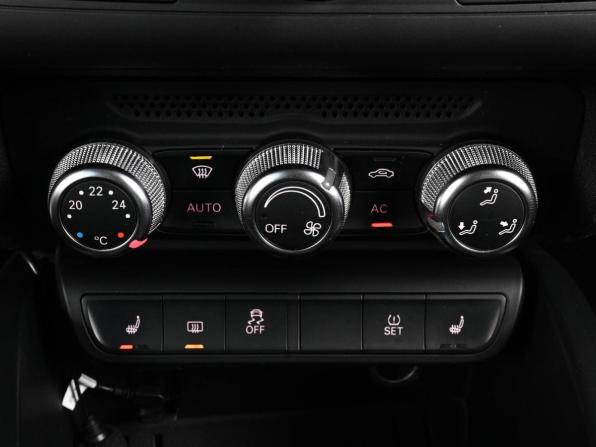 Audi A1 I (8X) с пробегом 2010 года, цена 1 099 000 рублей, 196661 км, хэтчбек, Автокод Объявления