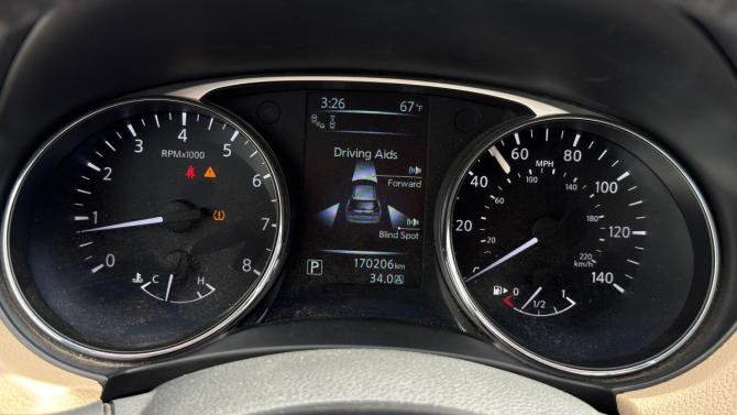 Nissan Rogue II с пробегом 2015 года, цена 1 575 000 рублей, 170195 км, внедорожник, Автокод Объявления