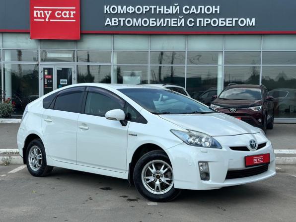 Toyota Prius III (XW30) с пробегом 2010 года, цена 1 030 000 рублей, 135000 км, лифтбек, Автокод Объявления