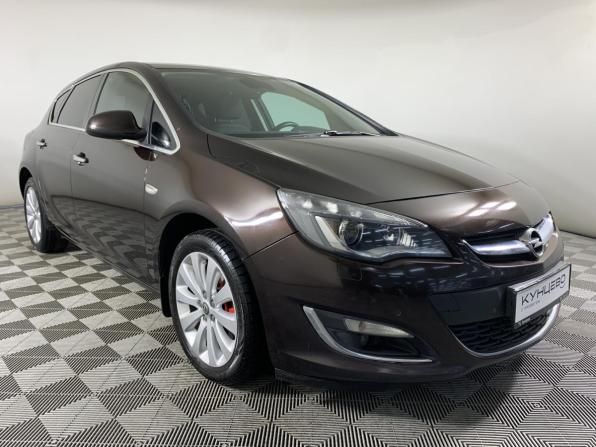 Opel Astra J Рестайлинг с пробегом 2014 года, цена 930 000 рублей, 136601 км, хэтчбек, Автокод Объявления