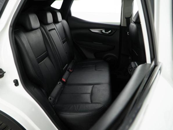 Nissan Qashqai II с пробегом 2014 года, цена 1 399 046 рублей, 202710 км, внедорожник, Автокод Объявления