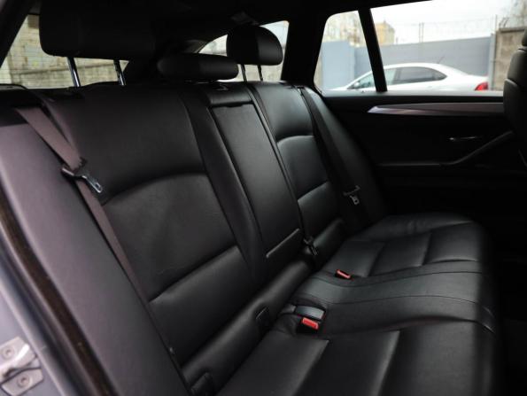 BMW 5 серии VI (F10/F11/F07) с пробегом 2013 года, цена 2 149 000 рублей, 319217 км, универсал, Автокод Объявления