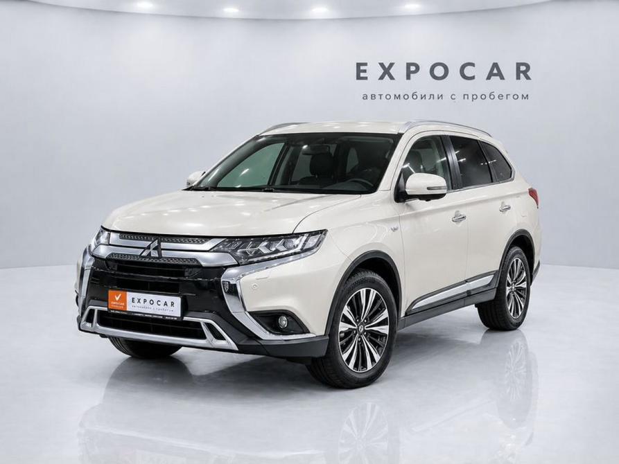 Mitsubishi Outlander III Рестайлинг 3 Тюмень  - изображение 1