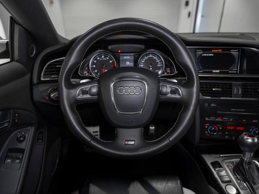 Audi RS 5 I (8T) Москва  - изображение 10