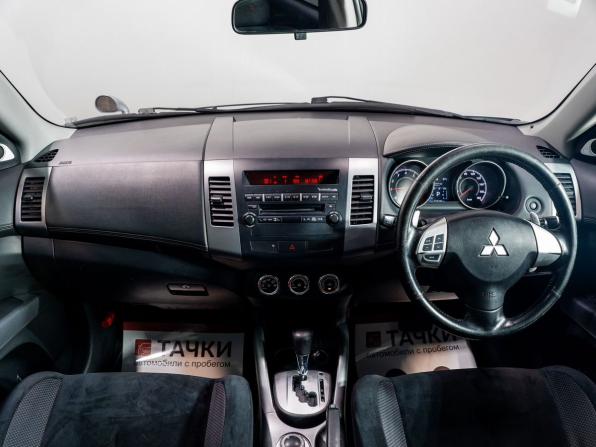 Mitsubishi Outlander II Рестайлинг с пробегом 2010 года, цена 1 240 000 рублей, 214244 км, внедорожник, Автокод Объявления