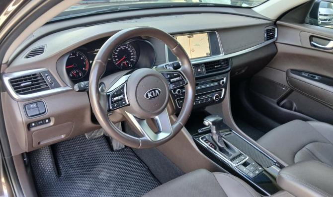 Kia Optima IV Рестайлинг с пробегом 2019 года, цена 2 294 000 рублей, 117533 км, седан, Автокод Объявления