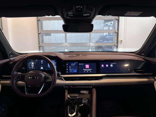 Geely Monjaro I с пробегом 2023 года, цена 3 240 000 рублей, 69968 км, внедорожник, Автокод Объявления