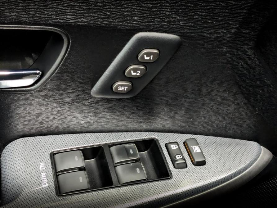 Toyota Venza I Рестайлинг Москва  - изображение 22