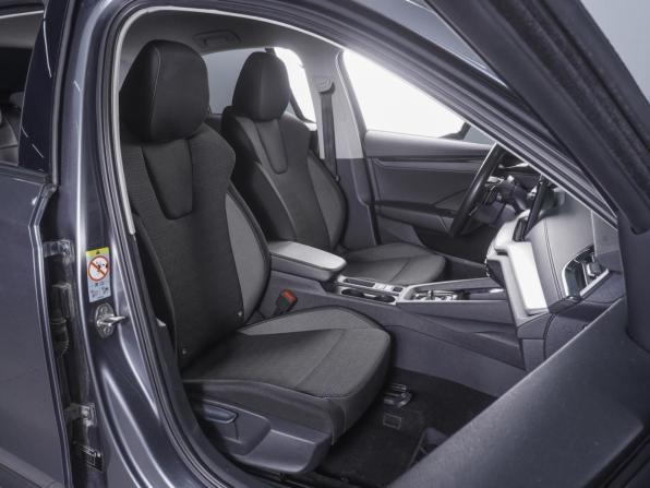 Skoda Octavia IV (A8) с пробегом 2021 года, цена 2 990 000 рублей, 131021 км, лифтбек, Автокод Объявления